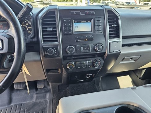 Used 2018 Ford F150 XLT w/ Equipment Group 301A Mid image 17