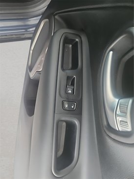 Used 2022 Jeep Renegade Latitude image 19