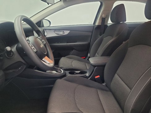 Used 2024 Kia Forte LXS image 17