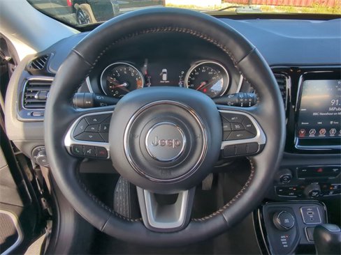 Used 2019 Jeep Compass Limited image 21