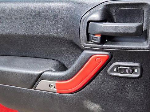 Used 2012 Jeep Wrangler Unlimited Sport image 6