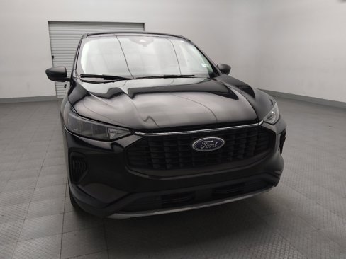 Used 2023 Ford Escape Active w/ Cold Weather Package image 14