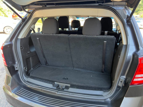 Used 2016 Dodge Journey SE w/ Flexible Seating Group image 14