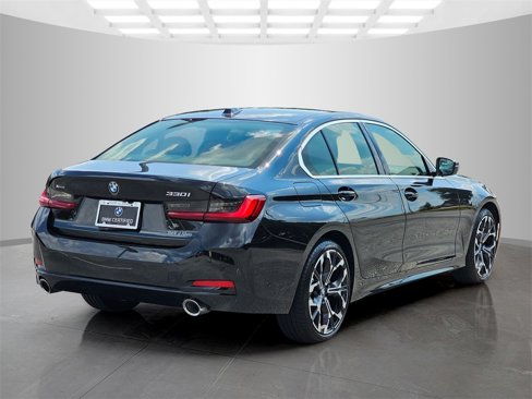 Certified 2025 BMW 330i xDrive Sedan image 6