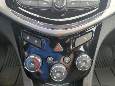Used 2018 Chevrolet Sonic LT image 27