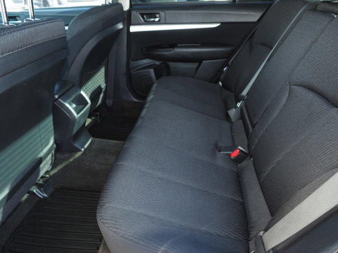 Used 2011 Subaru Legacy 2.5i Premium image 12