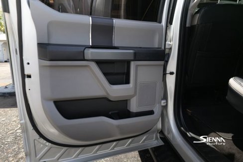 Used 2018 Ford F150 XLT image 14