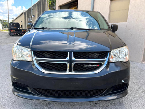 Used 2013 Dodge Grand Caravan SXT image 6