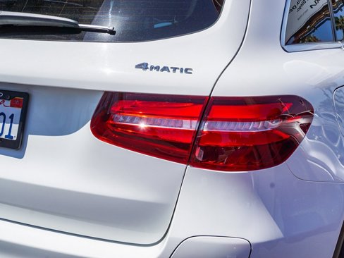 Used 2019 Mercedes-Benz GLC 350e 4MATIC image 10