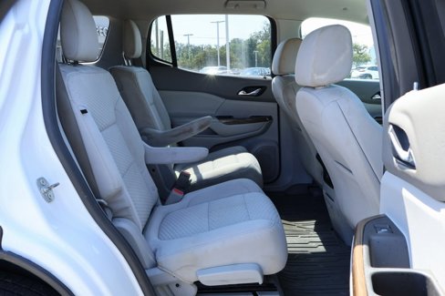 Used 2019 GMC Acadia SLE w/ Driver Alert Package I image 10