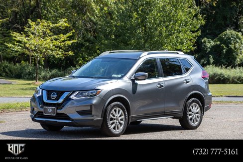 Used 2018 Nissan Rogue SV w/ Premium Package image 1