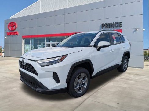 New 2025 Toyota RAV4 XLE image 8