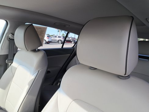 Used 2019 Kia Sportage SX image 18