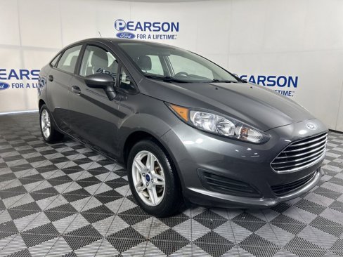 Used 2018 Ford Fiesta SE image 3