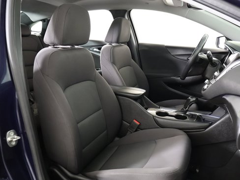 Used 2017 Chevrolet Malibu LT image 27