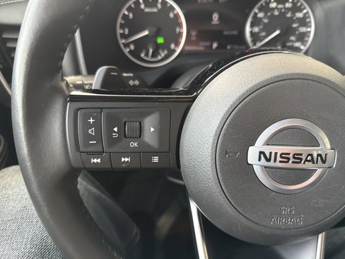 Used 2021 Nissan Rogue SV w/ Premium Package image 36