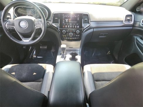 Used 2020 Jeep Grand Cherokee Altitude image 14