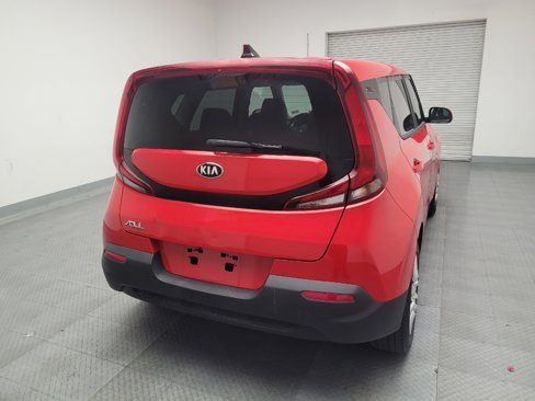 Used 2020 Kia Soul LX image 7