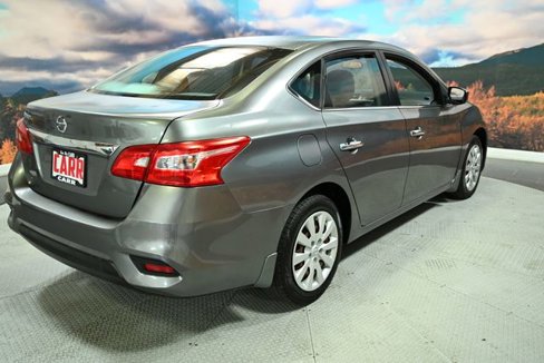 Used 2016 Nissan Sentra S image 10