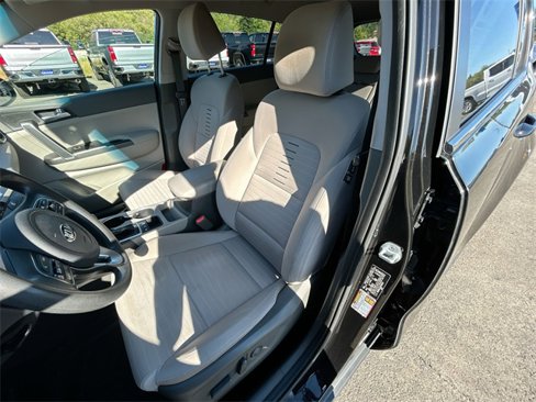 Used 2018 Kia Sportage LX w/ LX Popular Package image 18