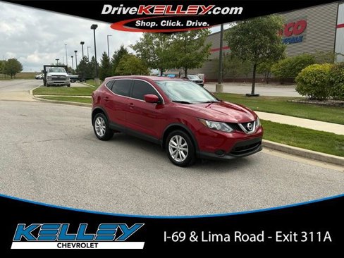Used 2017 Nissan Rogue Sport S w/ S Appearance Package image 1