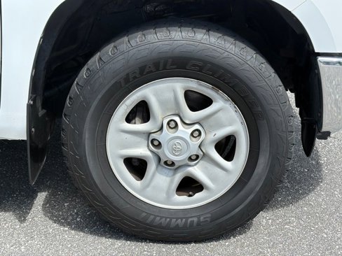 Used 2017 Toyota Tundra SR5 image 12