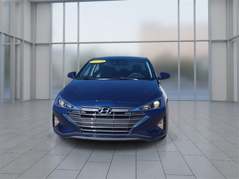 Used 2020 Hyundai Elantra SE image 3