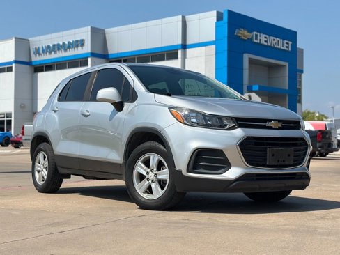 Used 2017 Chevrolet Trax LS image 23
