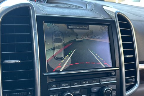 Used 2014 Porsche Cayenne S image 25