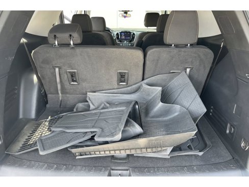 Used 2021 Chevrolet Traverse LT image 17