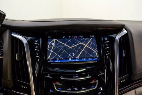 Used 2015 Cadillac Escalade Premium image 14