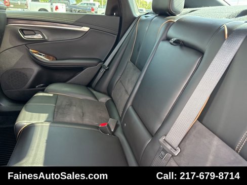 Used 2015 Chevrolet Impala LT w/ Convenience Package image 45