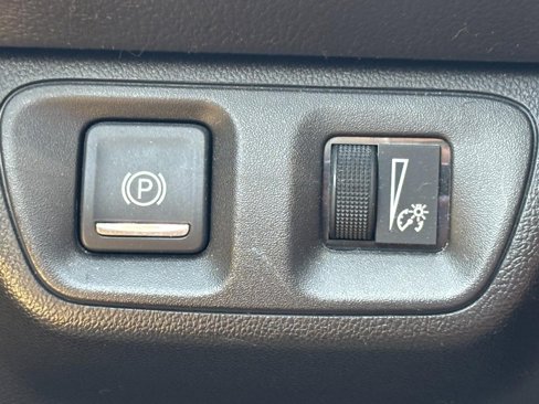 Used 2017 GMC Acadia Denali w/ Technology Package image 19