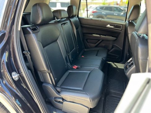 Used 2019 Volkswagen Atlas SE image 25