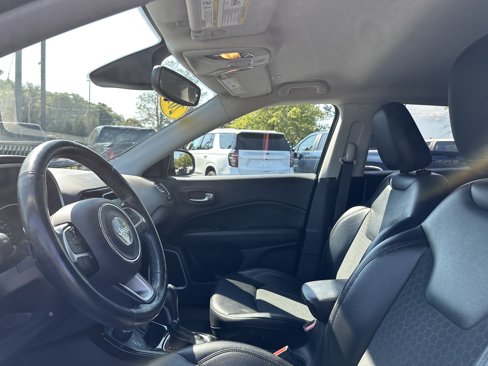Used 2019 Jeep Compass Altitude image 11