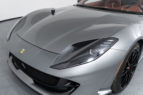 Used 2021 Ferrari 812 GTS image 10