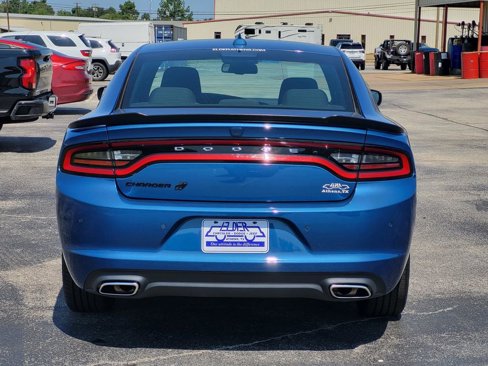 Used 2023 Dodge Charger SXT w/ Blacktop Package image 5