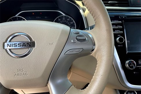 Used 2017 Nissan Murano Platinum image 19