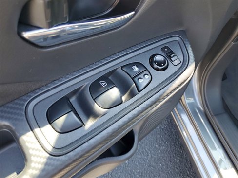 Used 2022 Nissan Versa SV image 21