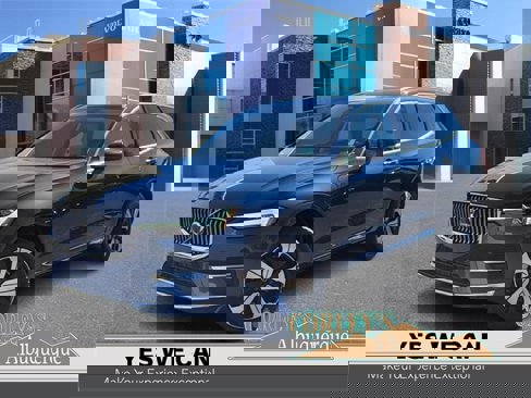 Certified 2023 Volvo XC60 T8 Plus image 1