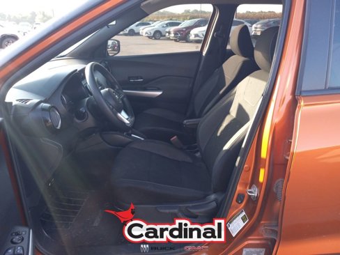 Used 2020 Nissan Kicks SV image 16