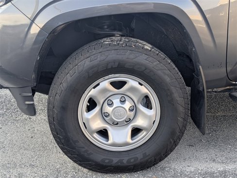 Used 2021 Toyota Tacoma SR5 image 10