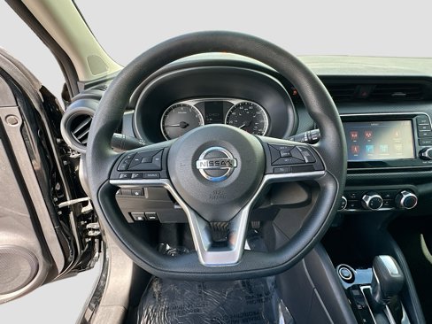 Certified 2021 Nissan Kicks S image 11