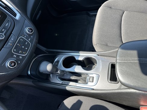 Used 2024 Chevrolet Malibu LT image 29