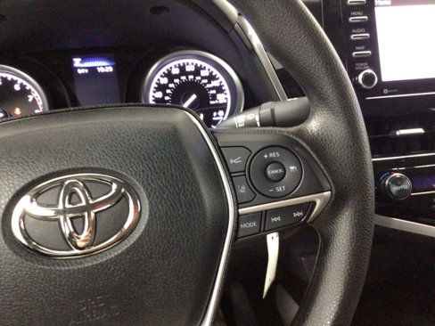 Used 2023 Toyota Camry LE image 26