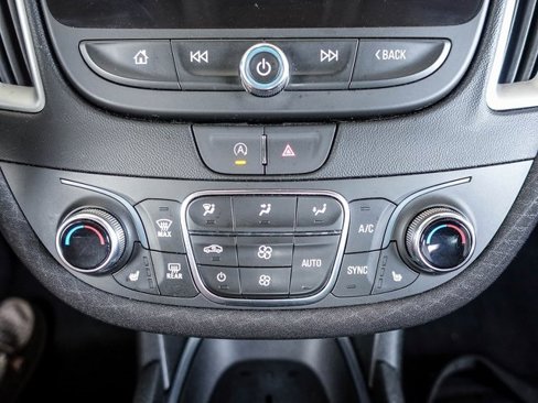 Used 2023 Chevrolet Malibu LT image 18