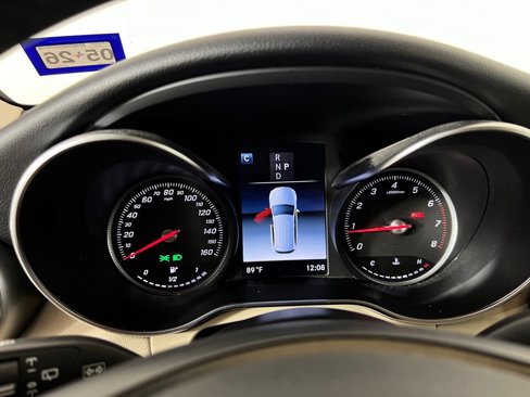 Used 2019 Mercedes-Benz GLC 300 w/ Parking Assistance Package image 18