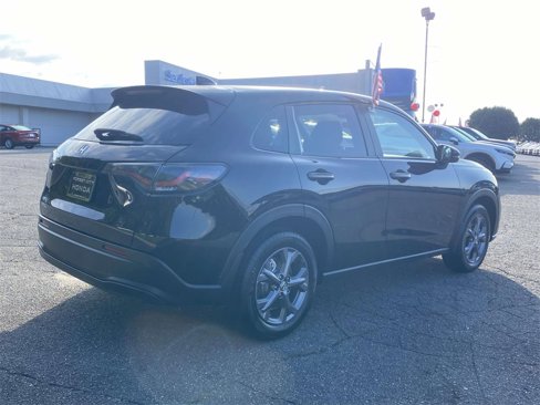 New 2026 Honda HR-V LX image 5