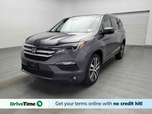 Used 2018 Honda Pilot Touring image 1
