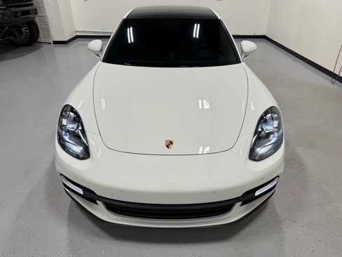 Used 2018 Porsche Panamera image 27